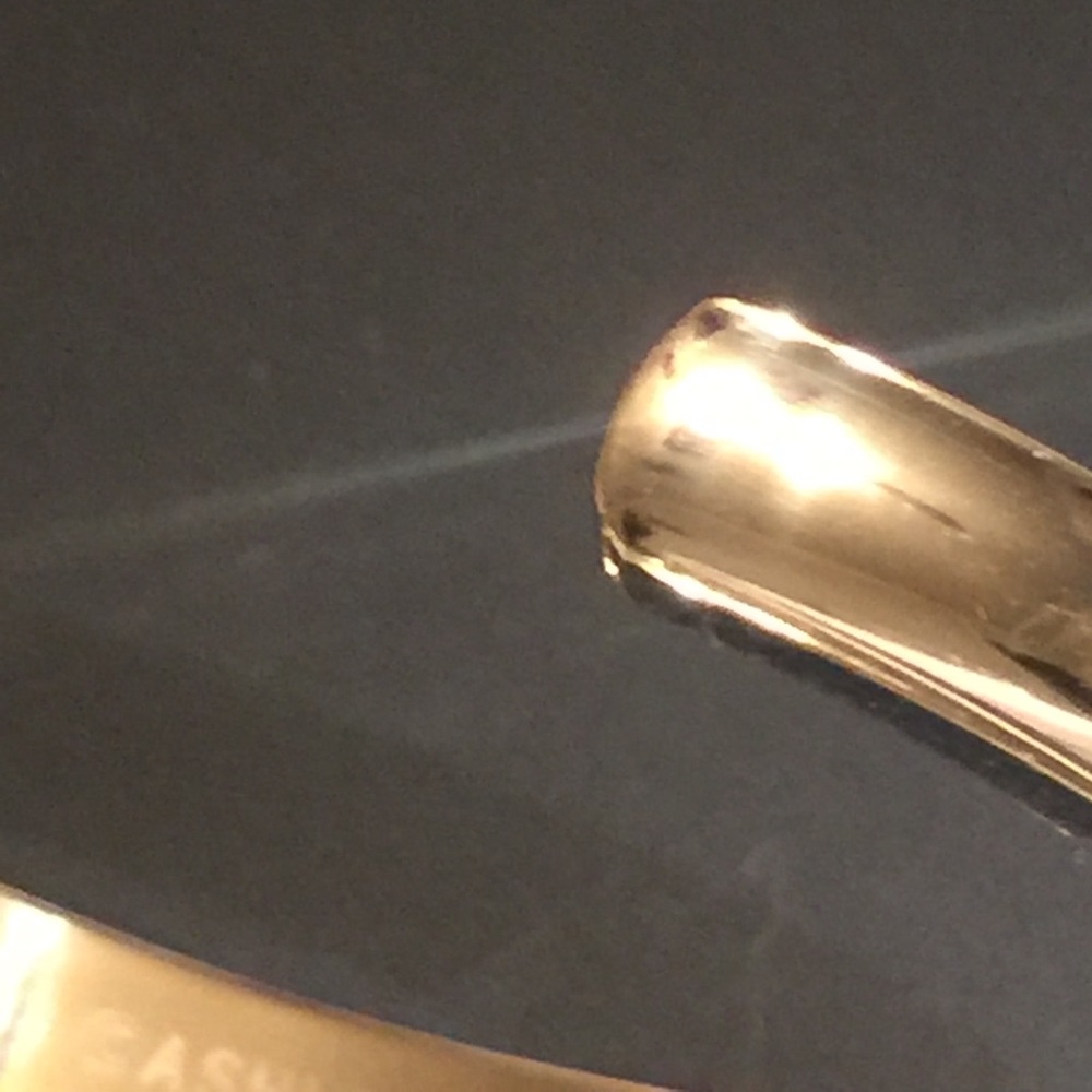 Ashley Bridget hair band tie bracelet keeper - Picture 2 of 8